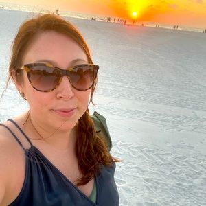 Meet your Posher, Angela